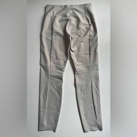 Athleta Stellar City Tight - Picture 4 of 9